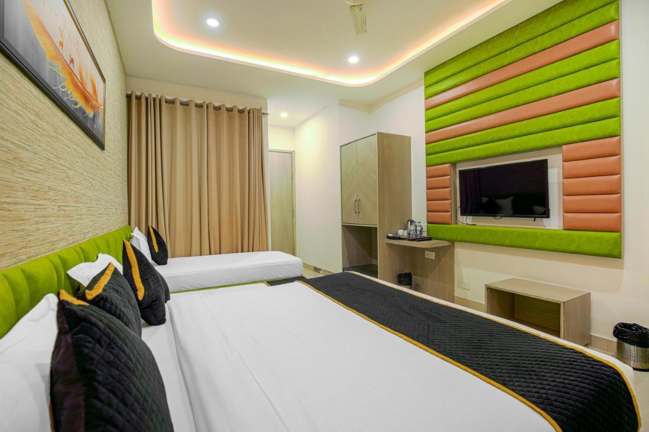 Hotel Golden Stay 암리차르 외부 사진
